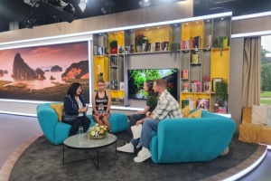 <strong>Read more about</strong><br />Ambassador Pattarat and Muaythai World Champion Somratsamee on Slovak TV ! Ambassador Pattarat and Muaythai World Champion Somratsamee on Slovak TV !